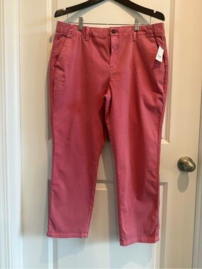 GAP Women's Cropped Chino Pants in Rose Pink